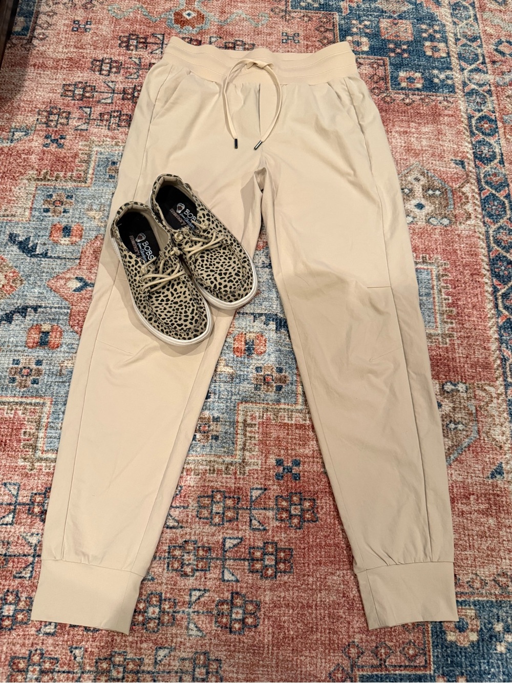 CRZ YOGA Beige Lightweight Jogger Pants